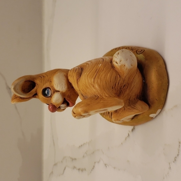 Vintage Moorcraft Striker Rabbit Figurine Hand Painted England - Picture 3 of 9